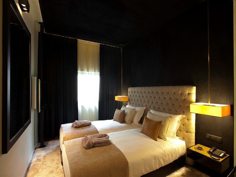 Hotel 9hotel Mercy 4*
