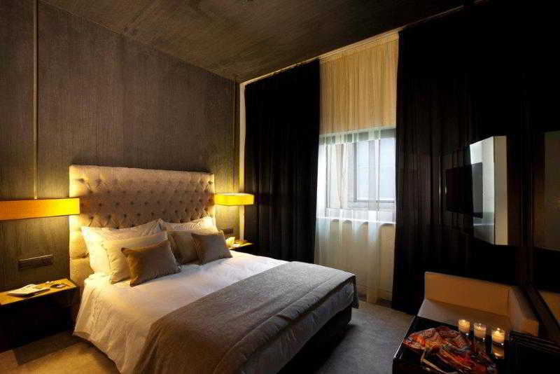 9hotel Mercy 4*