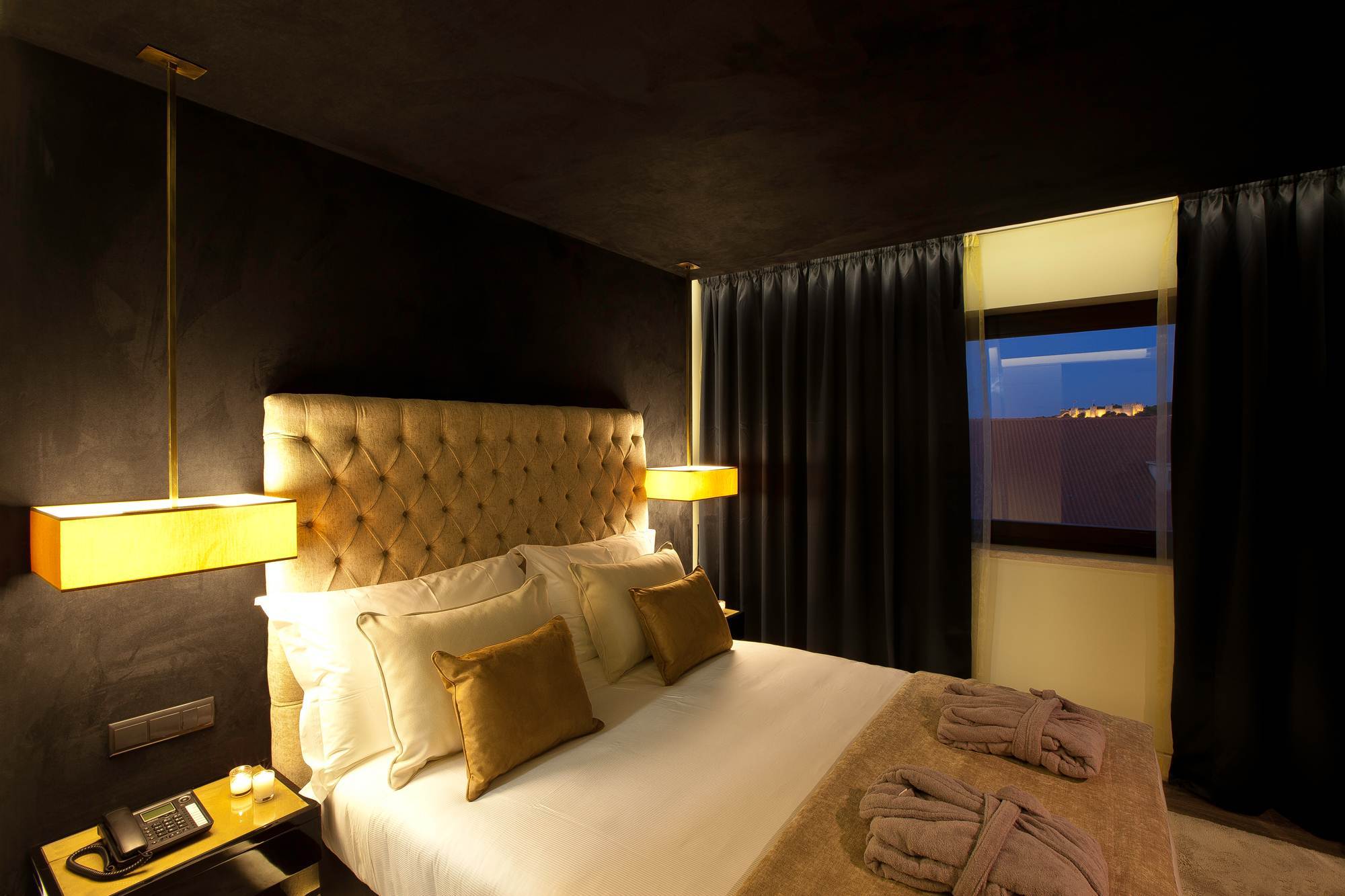 Hotel 9hotel Mercy 4*