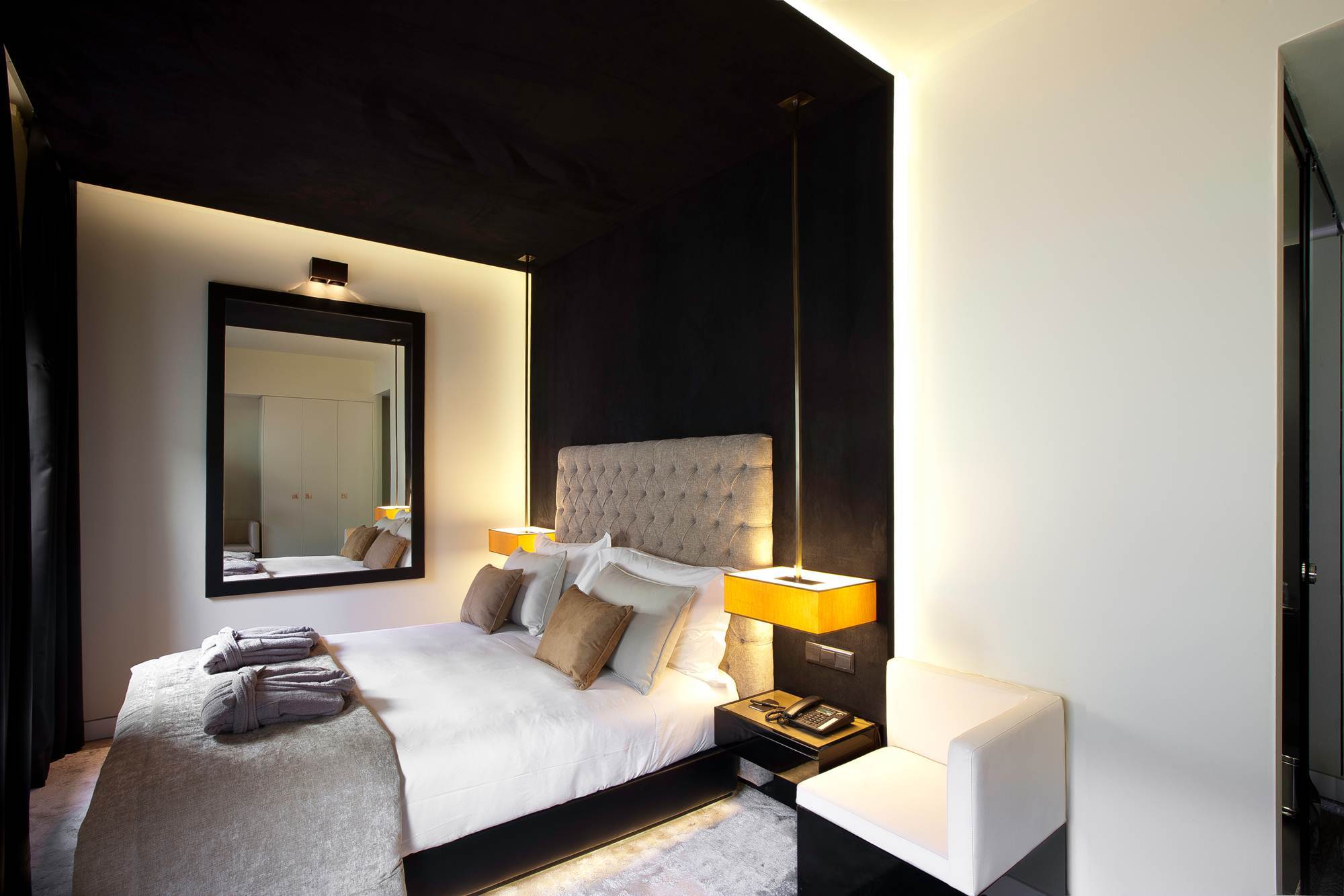 Hotel 9hotel Mercy 4*