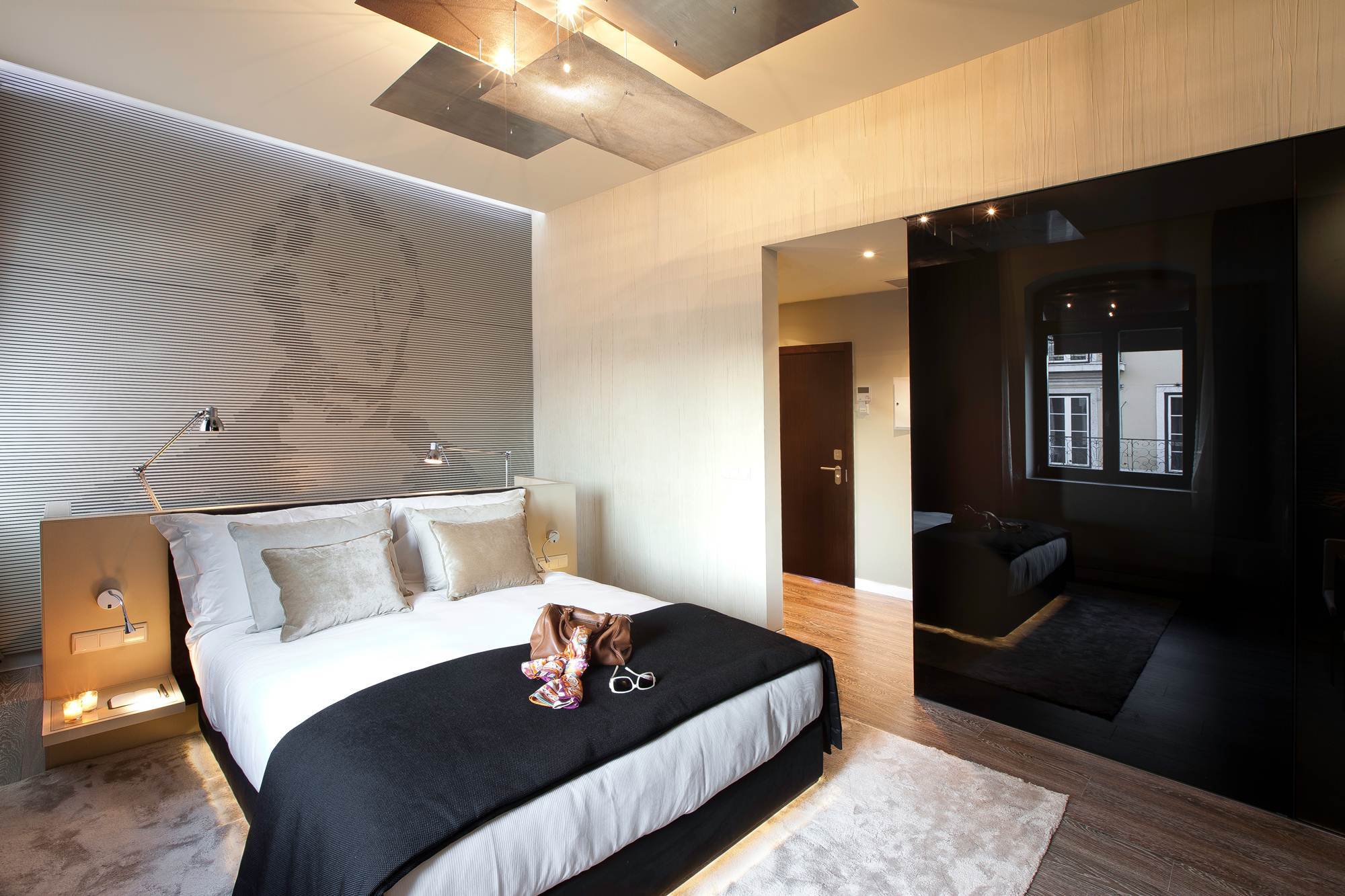 Hotel 9hotel Mercy 4*