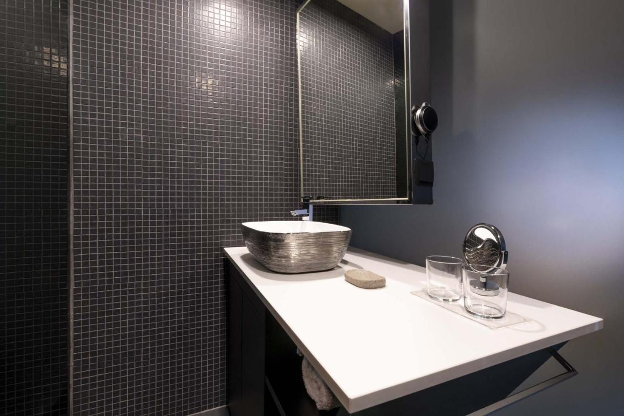 9hotel Mercy 4*